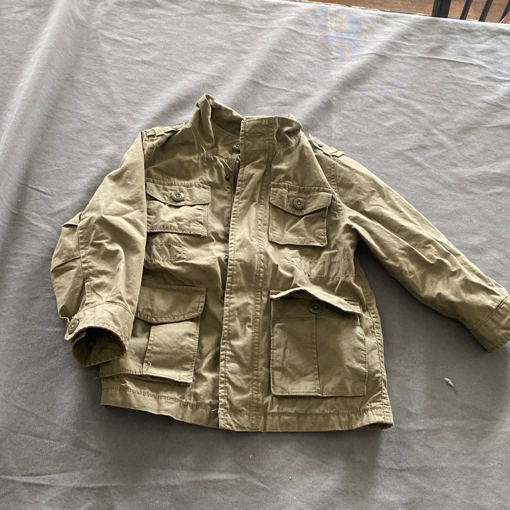 Green utility spring coat